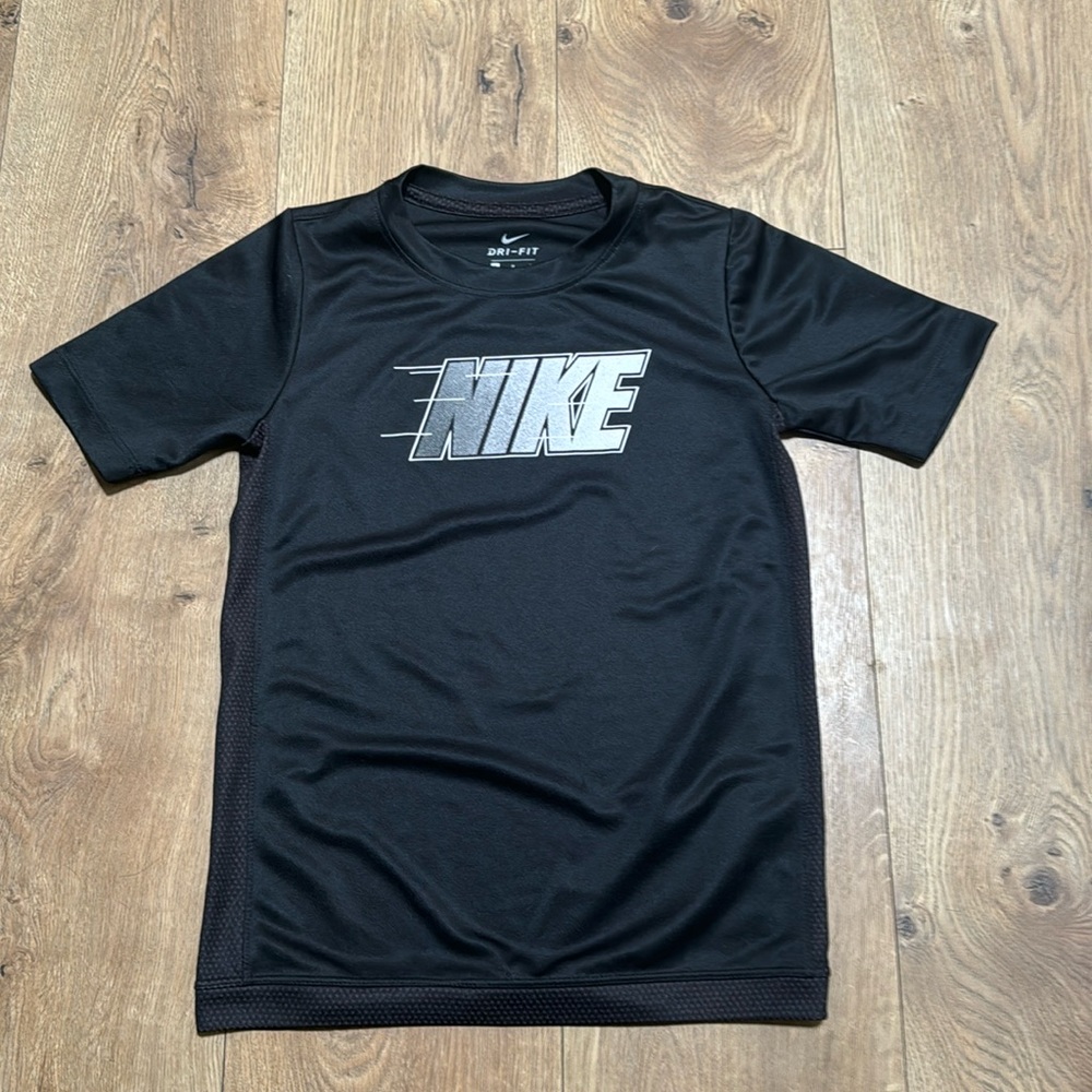 Nike Shirt